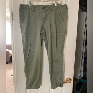 Cabi Traveler Pant size 14